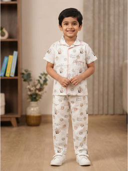 Nottie Planet - Kids White Printed Nightsuit