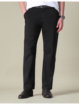 U.S. Polo Assn. Denim Co. - Men Black Solid Regular Fit Cargos