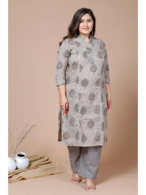 Miravan Womens pure cotton Animal Printed Straight Kurta with Palazzo & Dupatta Set main image 1