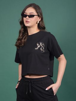 CRIMSOUNE CLUB - Women Black Typographic Print Crop Length T-Shirt