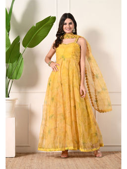 Label Kanupriya - Yellow Floral Anarkali Dress Dupatta (Set of 2)