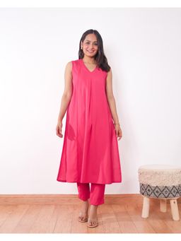 Sivaka India - Fuchsia Pink A-Line Cotton Flex Kurta & Pant (Set of 2)