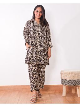 Sivaka India - Charcoal Handblock Printed Cotton Kurta & Pant (Set of 2)