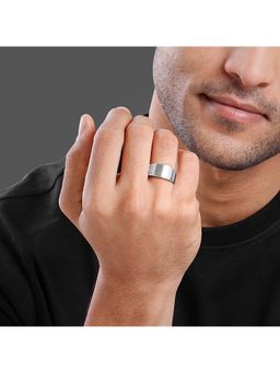 GIVA - 925 Silver Regal Crest Ring for Him (17)