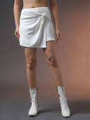 Off White color option, Currently selected