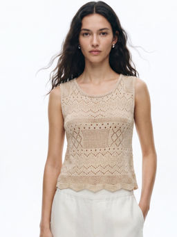 Outzidr - Beige Sleeveless Textured Knit Top
