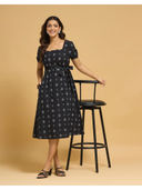 Black color option, Sold out, Currently selected