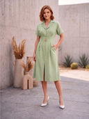 Green color option, Sold out, Currently selected