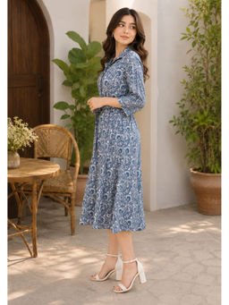 Meeranshi - Women Blue Paisely Crepe Dress