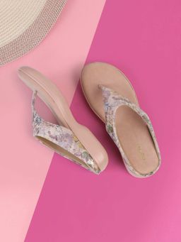 Metro - Women Pink Sandals