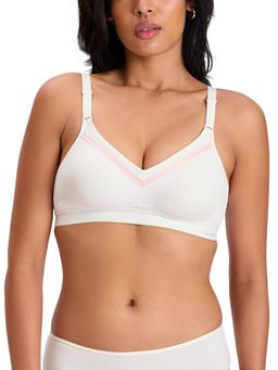 Triumph - Triaction Free Motion N White Push Up Bra