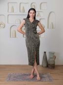 Black color option, Sold out, Currently selected