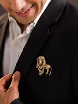 Cosa Nostraa - Sovereign Mane Brooch