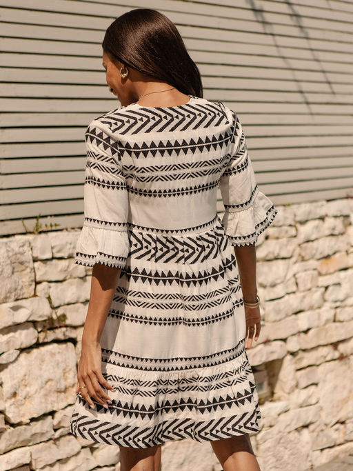 aztec black and white dress Love 21 SZ XS Womens Black/White Aztec Print Drawstrings Dress lined