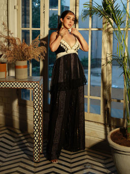 LABEL REYYA - Black Lace Co-ord Set (Set of 2)