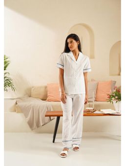 Muvazo - Serene Breeze White Shirt