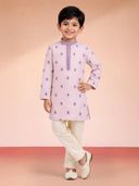 Pink color option, Currently selected