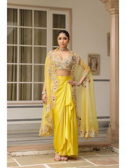 Label Niti Bothra - Yellow Gulzar Embroidered Blouse with Skirt and Cape (Set of 3)