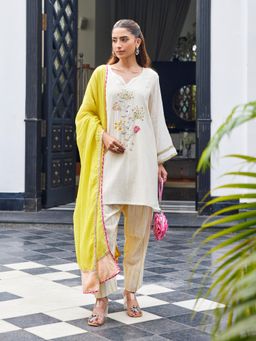 Label S4U - White Ethnic Embroidered Kurta with Pant and Dupatta