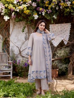 Naaz By Noor - Grey Iris Kurta with Pant and Dupatta (Set of 3)