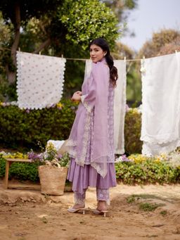 Naaz By Noor - Lavender Kurta with Pant, Slip and Dupatta (Set of 4)