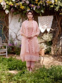 Naaz By Noor - Peach Blossom Kurta with Pant and Dupatta (Set of 3)
