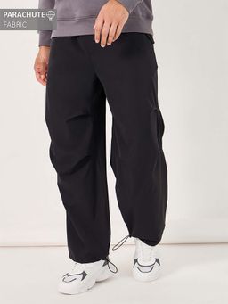 Styli - Men Black Solid Parachute Pant
