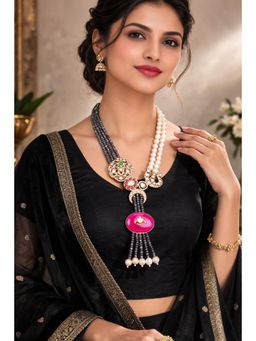 XAGO - Rani Fleur Agate Pearl Statement Multicolour Necklace