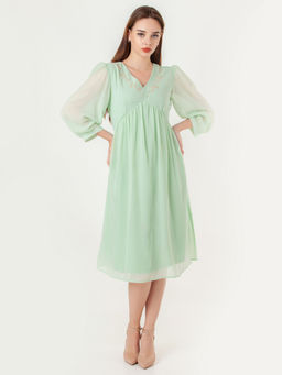 Zink London - Womens Green Embroidered Midi Dress