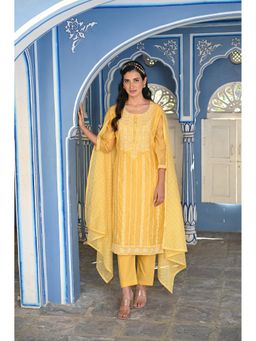 Mahee Jaipur - Yellow Chanderi with Sequins Thread Work Kurta and Pant with Dupatta (Set of 3)