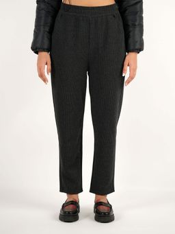 Theater - Houndstooth Comfort Wear Black