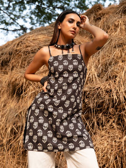 NISHORAMA - Kalika Noodle Strap Corset Kurti