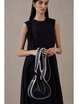 AMPM - Nusrat Bucket Bag