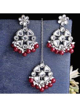 Karatcart - Oxidised Silver Red Beads Kundan Dangler Earrings with Maangtikka (Set of 2)