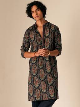 KISAH - Men Navy Blue Floral Printed Kurta (S)
