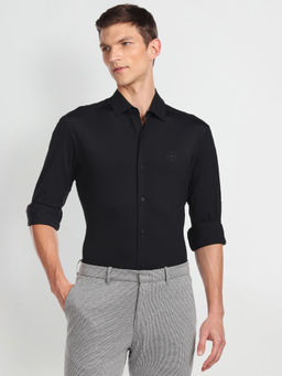 Arrow Newyork - Cutaway Collar Solid Knit Shirt