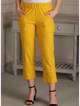 Lakshita - Yellow Plain Regular Capri
