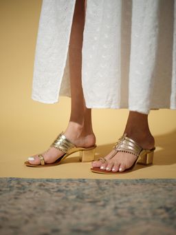 ERIDANI - Nargis Kolhapuri Heels Gold