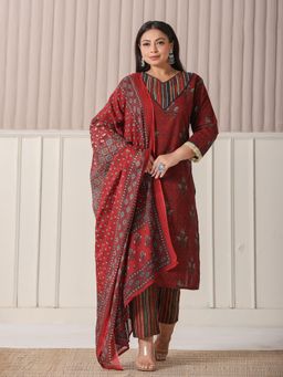 Yufta - Maroon Floral Print Lace Work Kurta with Pant & Dupatta (Set of 3)
