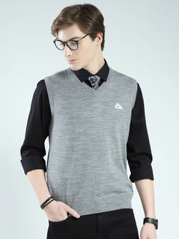 Monte Carlo - Men Grey Solid Sweater
