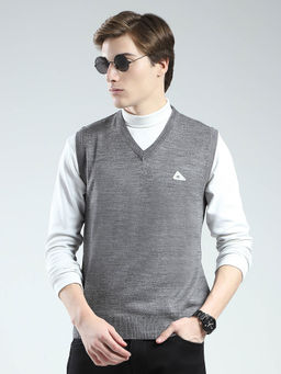 Monte Carlo - Men Charcoal Solid Sweater