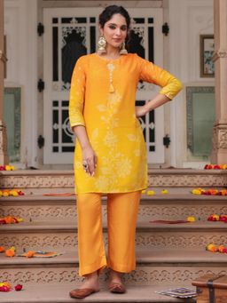 Rain & Rainbow - Mustard Viscose Rayon Three Fourth Sleeves Kurta With Pant