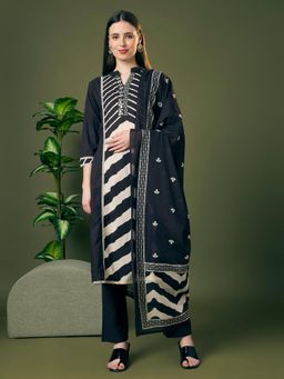 FASHOR - Black Cotton Three Fourth Sleeves Kurta With Pant & Dupatta