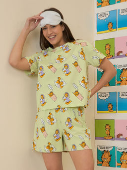 Sweet Dreams - Women Green Garfield T-shirt & Shorts (Set of 2)