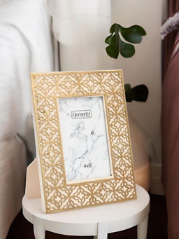 At Home by Nilkamal - Plexus Rectangular Table Photo Frame|4 x 6 inches|Gold