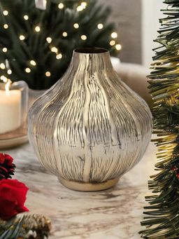 At Home by Nilkamal - Ripple Pot Decorative Metal Flower Vase (Gold)