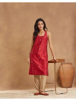 Fabindia - Maroon Cotton Silk Thread Work Straight Kurta