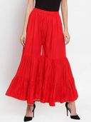 Red color option, Sold out, Currently selected
