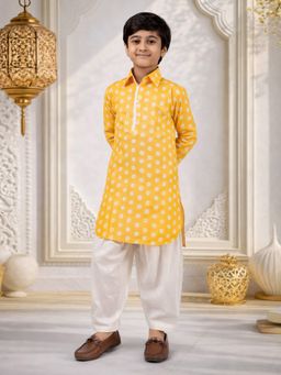 Vastramay - Boys Yellow Floral Linen Slub Kurta With Patiala