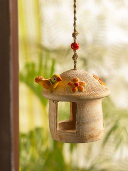 ExclusiveLane - 'Swinging Hut' Handmade & Hand-painted Bird House In Terracotta (6 Inch)